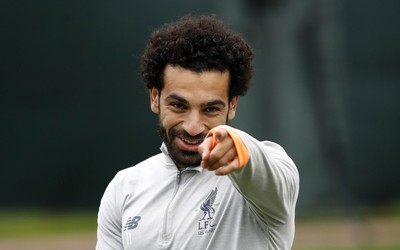 OK体育动态-佐默扑出点球后霸气庆祝